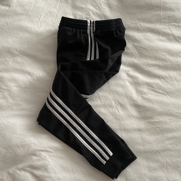 Adidas set - Picture 2 of 4